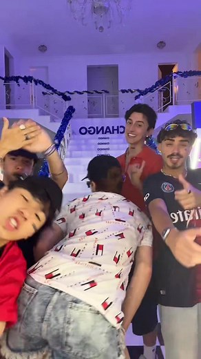 Meninos prontos pra festa Baile Funk! 🔥 #chango
