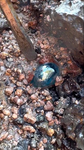 Gem Extraction and Precious Stones: Discovering Earth's Natural Jewels