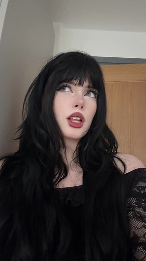 Exploring Alternative Beauty: Piercings and Tattoos