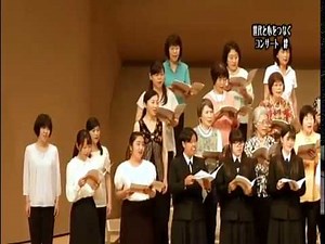 花のまわりで
