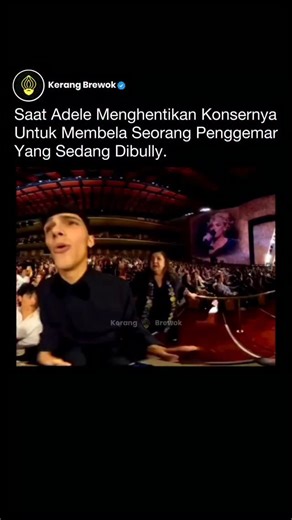 KERANG BREWOK on Instagram: "Salah satu momen live Adele yang paling berkesan terjadi saat ia menghentikan konsernya untuk menegur situasi di tengah penonton, membela seorang penggemar yang sedang dibully. Alih-alih mengabaikannya, Adele langsung menggunakan pengaruhnya saat itu juga, mengubah konser stadion menjadi momen empati dan perlindungan. Ini bukan soal sensasi, tapi tentang kepedulian, keberanian, dan pengingat bahwa kebaikan tetap penting — bahkan di tengah pertunjukan sebesar itu. Nam