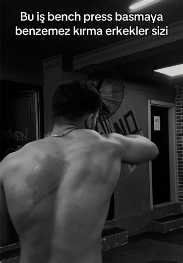 Understanding Bench Press Techniques for Men