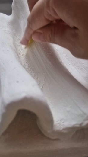 I love creating art, it is my passion and I love sharing it with you.. thank you for being here with me.. ♥️ #artistuk #art #artwork #plasterart #artoninstagram #instaartist #minimalisticart #originalartwork #abstractart #contemporaryart #modernart #asmr #artforsale #texturedart #interiordesign #wallart #oneofakind #minimalistartwork #latvianartist #womenartist #subscribe | Art by JIE