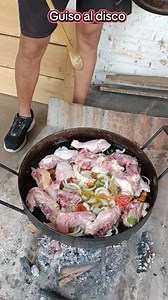 Así me recibieron en el Cabure.guisito de pollo al disco #viralreelsシ #polloaldisco #guiso #ELCABURE #SantiagoDelEstero #comidacasera | Fernando Heredia