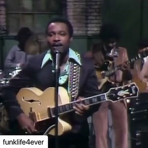 George Benson live : “This Masquerade” #georgebenson #music #guitar #guitarplayer #bass #quietstorm #arte #fipradio #smoothjazz #vinylcommunity #jazz #blues #soul #playlist #saturday #weekendvibes | Hangout - Jazz, Blues and Lounge Music