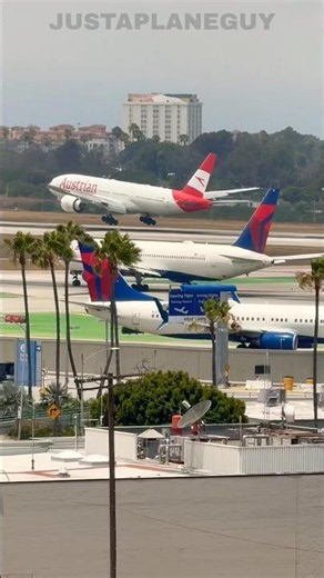 Austrian Airlines Boeing 777-200ER Arrival into Los Angeles International Airport