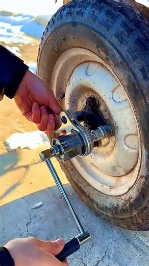 Heavy-Duty Torque Multiplier Wrench Set 🔧 Extreme Torque Power! #tools #wrench #smarttools #shorts