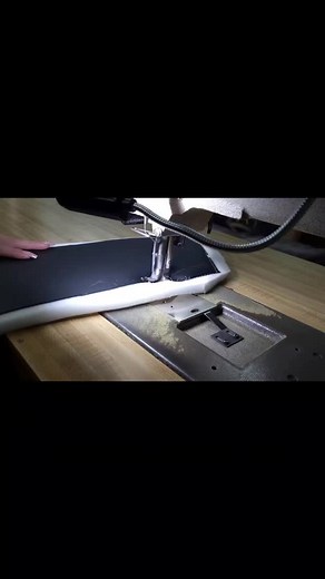 Sewing on the Pfaff 1245 | Corina & Jesse