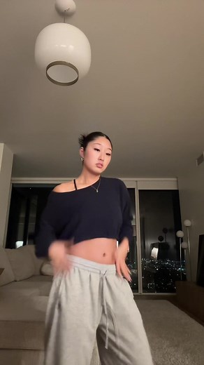 I Learn and Master the Bloodline Dance in 3 Minutes