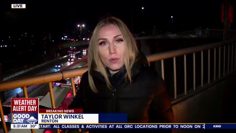 NB I-405 closed after semi rollover in Renton, WA