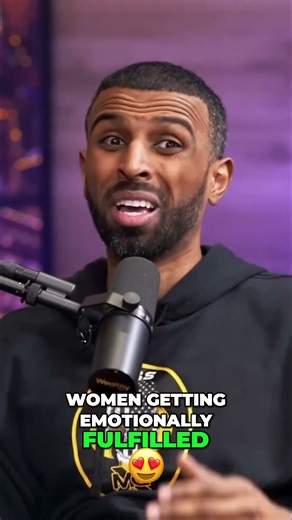 AI & Emotional Fulfillment: Men vs Women #shorts