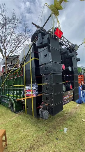 dokumentasi karnaval desa ropoh 2025 , perfome ngarenan ropoh #karnavalropoh #karnavalviral2026 #soundviral #fy #fyppppppppppppppppppppppp