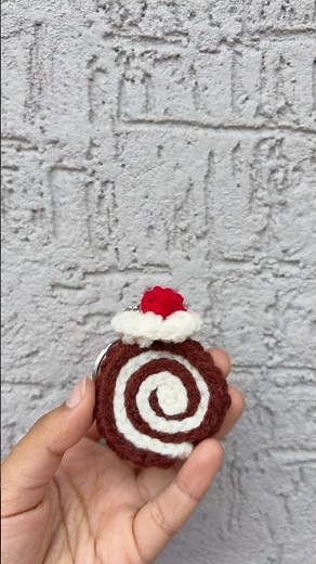 Easy crochet ideas for beginners🧶🍰#viral#bagcharm#crochet#transition#diy