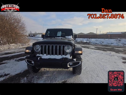 Scan the QR Code to get pre-qualification from Capital One. Call Dan @ 701.527.8874 | Veracity Motors