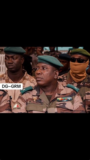 À la tête de la gendarmerie nationale, il incarne l’autorité, la discipline et le dévouement au service du Mali #leadership #Sécurité #patriotisme #malilla #respect