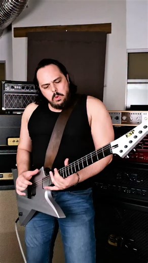 What happens when Texas boogie meets metal precision? ZZ Top’s La Grange on an ESP Custom Shop @espguitars — raw, loud, and just the right kind of dirty. Fun fact: Billy Gibbons based that groove on a John Lee Hooker rhythm, and the song was actually about a real brothel near La Grange, Texas — the same one from The Best Little Whorehouse in Texas.🤠🎸 Thanks to @diabloguitarsseattle for hooking me up with this beauty . . . . . . . . . #zztop #lagrange #billygibbons #dustyhill #frankbeard #texas