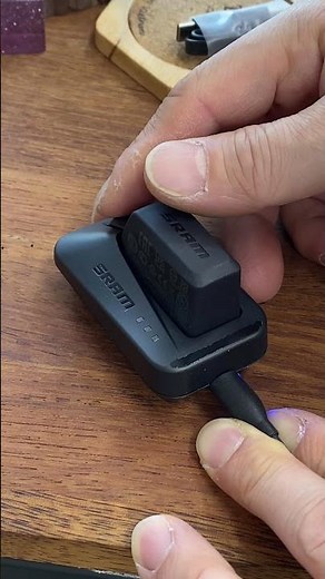 장시간 사용안한 스램 etap axs 배터리 저전압 보호 모드 해제하기