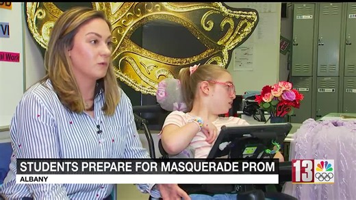 Prom lets local students with disabilities celebrate accomplishments