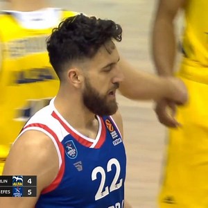 Vasilije Micic led his team in points on the way to his highest PIR this season! 🔥 23pts I 35PIR | EuroLeague