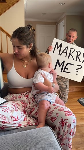 Soldier meets his son for the first time 🥹 #couple #proposal | Jamie and Blake
