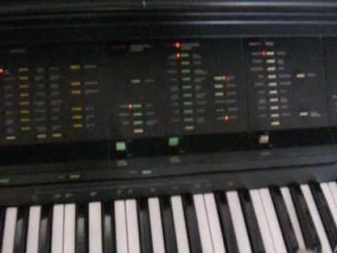 Exploring Old Yamaha PS-6100 Keyboard