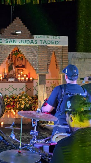 2.3K views · 70 reactions | Felicidades  | Barby Gonzalez | Facebook