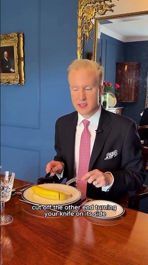 Learn the proper way to eat bananas. 😄