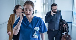 „Heldin“ mit Leonie Benesch: Atemloses Drama über eine Pflegekraft am Limit