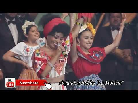 Alejandra Robles La Morena, La Sonora Santanera y La Orquesta Comunitaria. Auditorio Nacional.