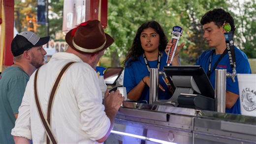 Oktoberfest returns to Des Moines with brats, beers and Bavarian fun