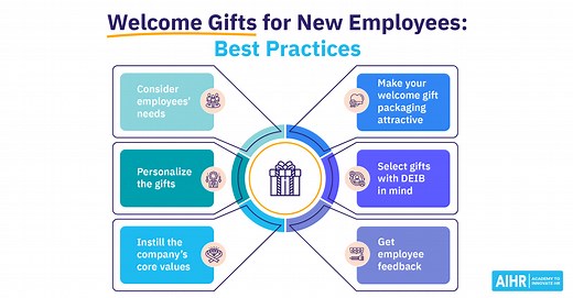 11 Welcome Gifts for New Employees You Should Consider