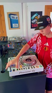 81K views · 48K reactions | Does my music make you lose control?  It’s Monday, time for pure DJ creativity. A follower challenged me to build this mashup — risky, raw, and full of Tech House / EDM energy. This is how NextGen DJs push Electronic Music into the future.  #dj #mashup #techhouse | EL Figo | Facebook