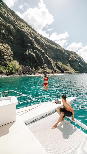 1.9K views | These snorkel spots across the Hawaiian islands are...