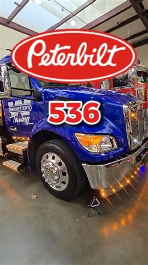 Peterbilt 536 has over 200 markers that strobe! #towing | Gabriel Picciolo