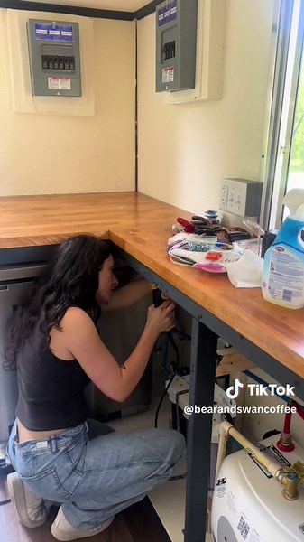 Building My Coffee Truck: Last Days of Construction