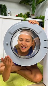 Self-portrait on the washing machine doors 👱‍♀️ | 5-Minute Crafts GIRLY
