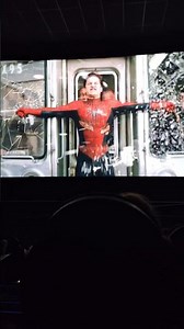 Spider-Man 2 (2004) 🕷️ Escena del tren | Reestreno 20 aniversario #spiderman #spiderman2 #cine