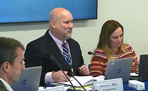 DESE commissioner search shifts to screening committee