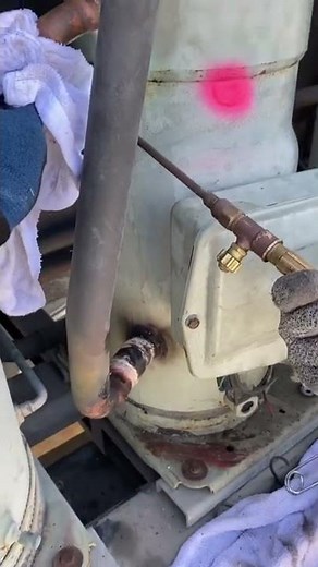 Keeping this Trane a Chooin! | Compressor change out