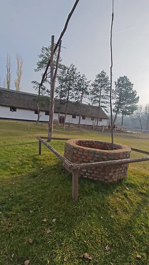 Bugac.💚 Karikás Csárda.🇭🇺🐎🐏🐑🐃🦆🐓🪿 Mindenki a lelki békéjét keresi. Sokan, valahol távol. Nem az El Caminon fogják megtalálni.. A mi gyökereink, itt vannak! Legyünk rá büszkék! | Bács-Zöldért Zrt.