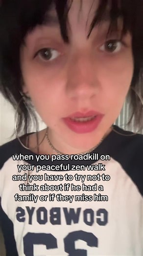 emily carruth :) (@badbittyontheblock)’s video of walk