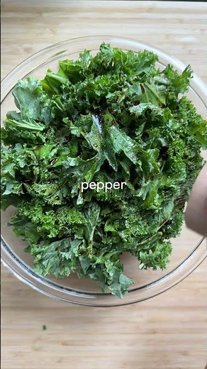 Crispy Quinoa & Roasted Vegetable Kale Salad | Minimalist Baker Recipes