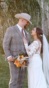 A rustic country wedding at Rustic Rose Barn 🧡 Absolutely loved capturing this fall wedding & couple! From their sweet private vows to their beautiful ceremony “I do’s”, Katie & Reed’s wedding day was perfect & intentional. Wedding Team✨ Venue - @rusticrosebarnok Planner - @foreverborrowed Photographer- @kaitlinstcyrphotography Videographer - @alumniproductions Florals - @foreverborrowed Dress - @houseofbridalok @essenseofaustralia Alterations - @windysbrides HMUA - @hmua_savannahderritt Suit -