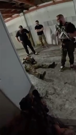 AVANCEI COM A FACA E NÃO ESPERAVA ISSO! #airsoft #training #cqb