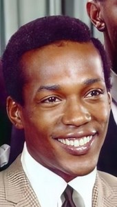 Happy Birthday Eddie Kendricks 💚🎶 Born December 17, 1939, Eddie Kendricks gave soul music one of its most unforgettable voices. That falsetto wasn’t just a sound, it was a feeling. As a founding member and lead singer of The Temptations, Eddie helped shape the sound of Motown and the soundtrack of so many lives. From “The Way You Do the Things You Do” and “Get Ready” to “Just My Imagination,” his voice carried romance, hope, and vulnerability like nobody else. And when he stepped out solo, he 