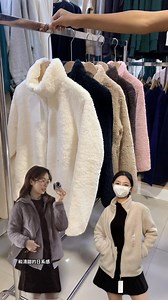 57K views · 1K reactions | Uniqlo fleece zip-up jacket泥❄️ဆိုင်မှာ헜헡헦헧헢헖헞 ရောက်ပါပြီရှင့်♥️ ရောက်တာနှစ်ရက်ပဲရှိသေးတယ်၊ ရောင်းကုန်တော့မယ်နော်梁 price= 119000ks （size မစုံတော့ဘူးရှင့်﫶） | NCC | Facebook