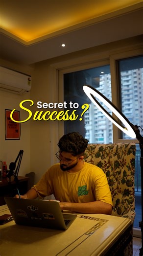Harman Singh | Self Improvement Coach on Instagram: "Log sirf success dekhte hain, struggle nahi. Wo bas bolenge “lucky tha”. Par har successful insan ke peeche failures, rejections aur uncountable tries hote hain. Sachin ko pehli century 79 matches ke baad mili. Edison 1000 baar fail hua. Kobe ke paas most missed shots ka record hai. Nawazuddin Siddiqui ek time pe watchman the. Aur main bhi bohot baar fail hua hoon. 36 interviews mein reject hua, content flop hua, lekin har baar uth ke wapas tr