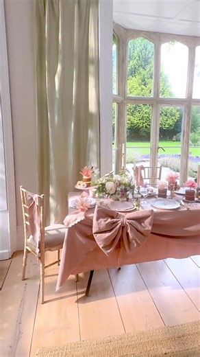 Meri Meri on Instagram: "A little inspiration for a bridal or baby shower.. or just a pretty table!"