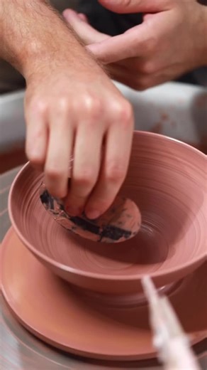 Pottery: Simple Shallow Bowl Wheel Throwing Tutorial