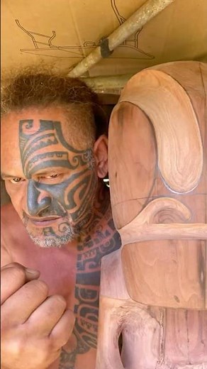 One eye at a time 👁️⚒️ Polynesian tiki art #woodcarving #marquesan #tiki